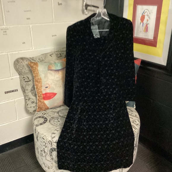 LAURA. ASHLEY SKIRT. / BLAZER SET Flocking Velvet SZ 6 NWT - Picture 12 of 13